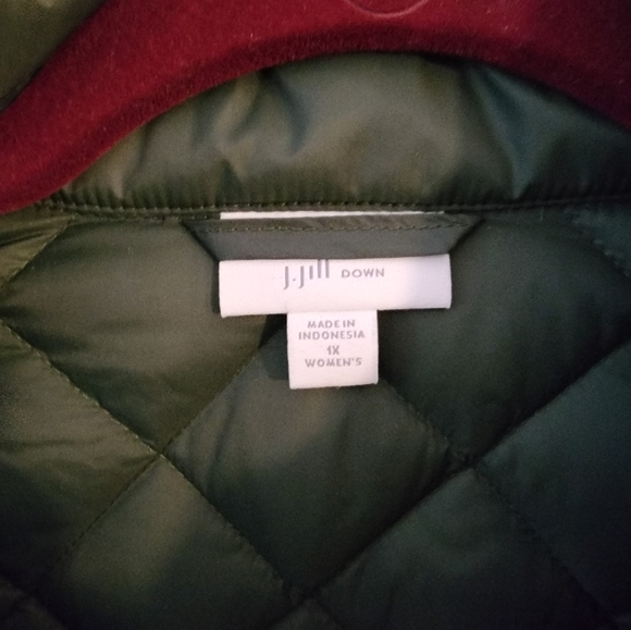 J.Jill Women's Down Vest - Picture 2 of 3